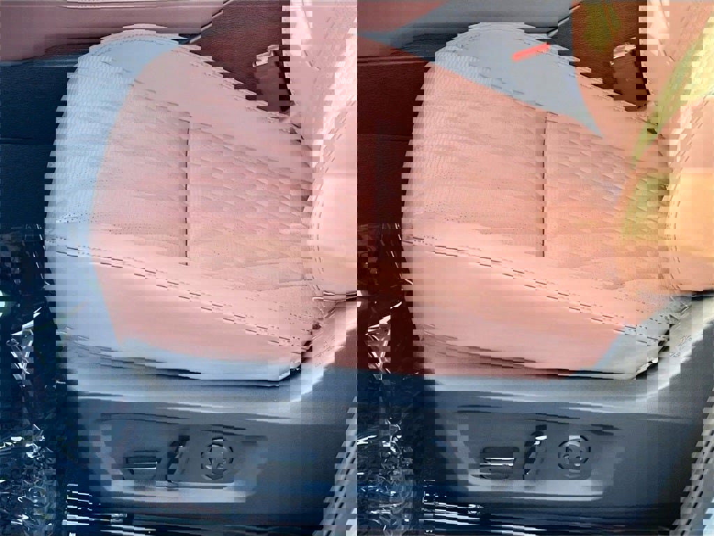 New 2026 Mitsubishi Outlander SEL image 22