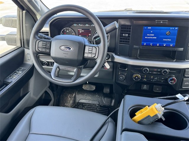 New 2025 Ford F550 4x4 SuperCab Super Duty image 21