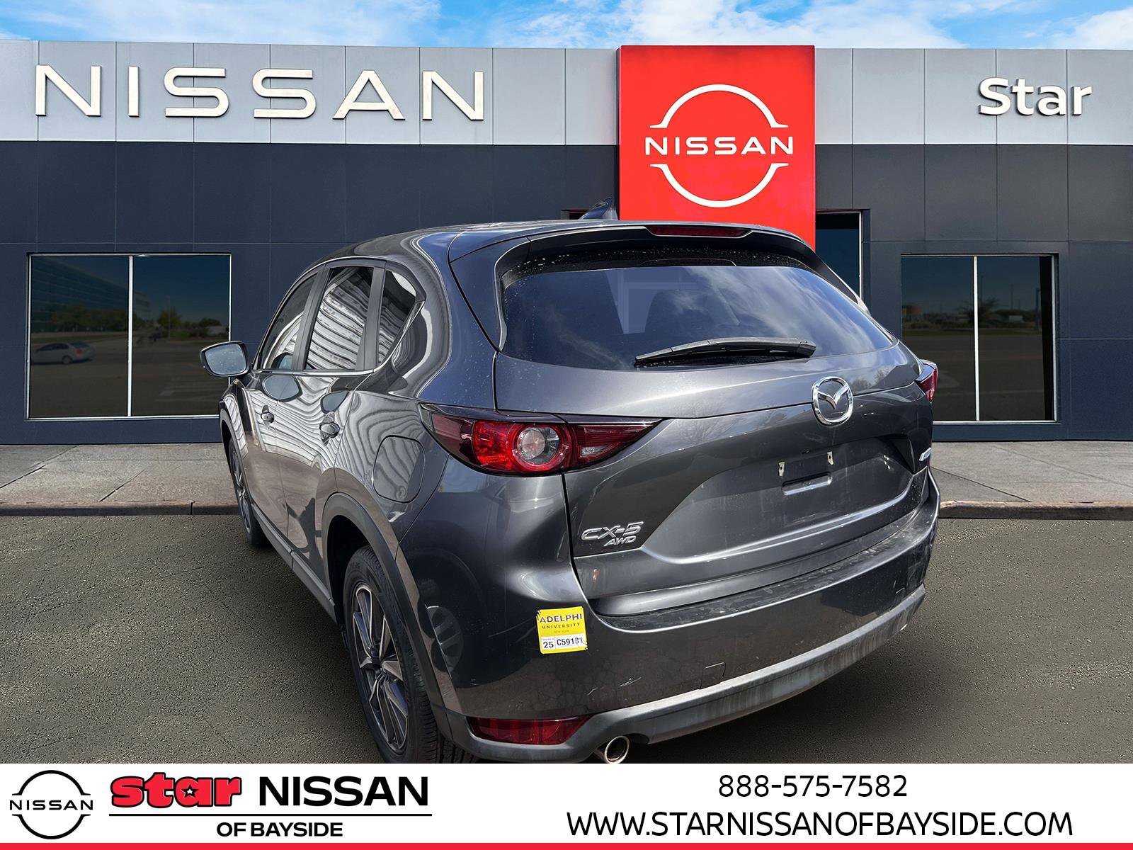 Used 2018 MAZDA CX-5 Touring w/ Preferred Equipment Package image 4