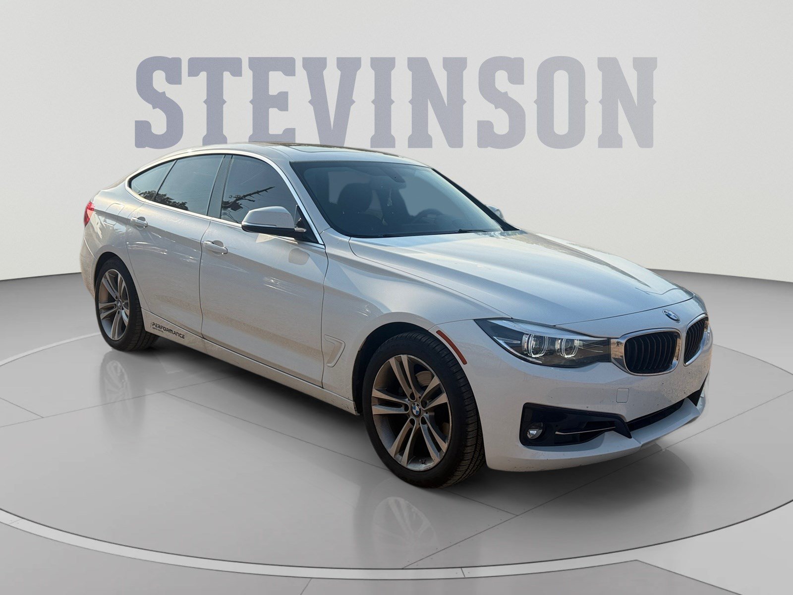 Used 2018 BMW 330i Gran Turismo xDrive AWD/4WD image 7