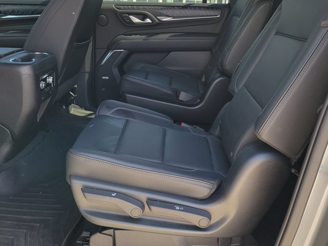 Used 2022 GMC Yukon XL Denali AWD/4WD image 8