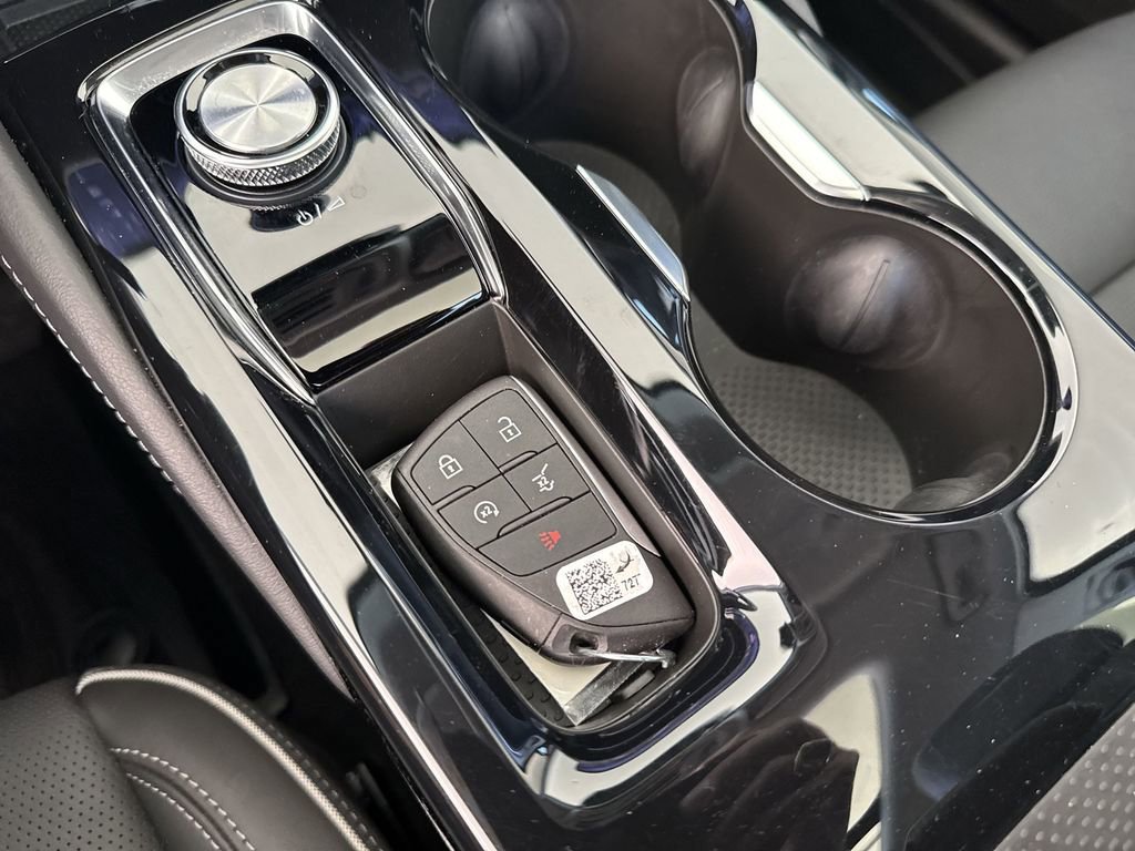 Certified 2025 Buick Envision Avenir AWD/4WD image 27