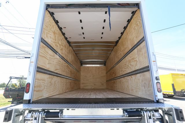 New 2027 Ford F750 2WD Regular Cab Super Duty image 8
