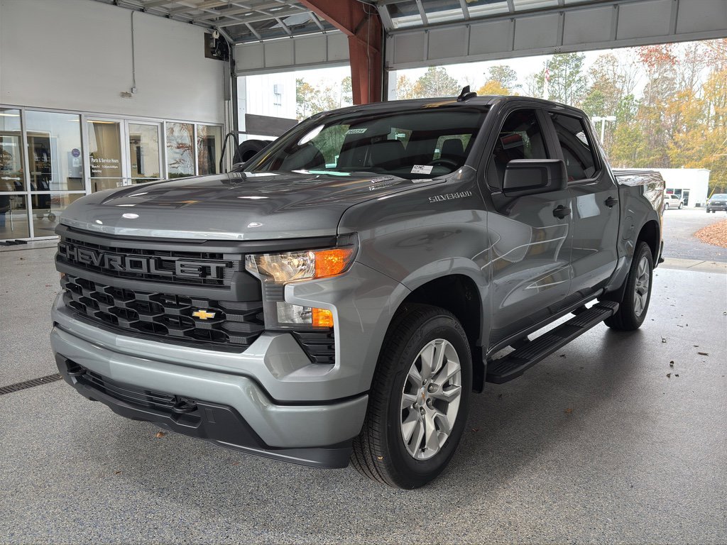 New 2026 Chevrolet Silverado 1500 Custom RWD image 4