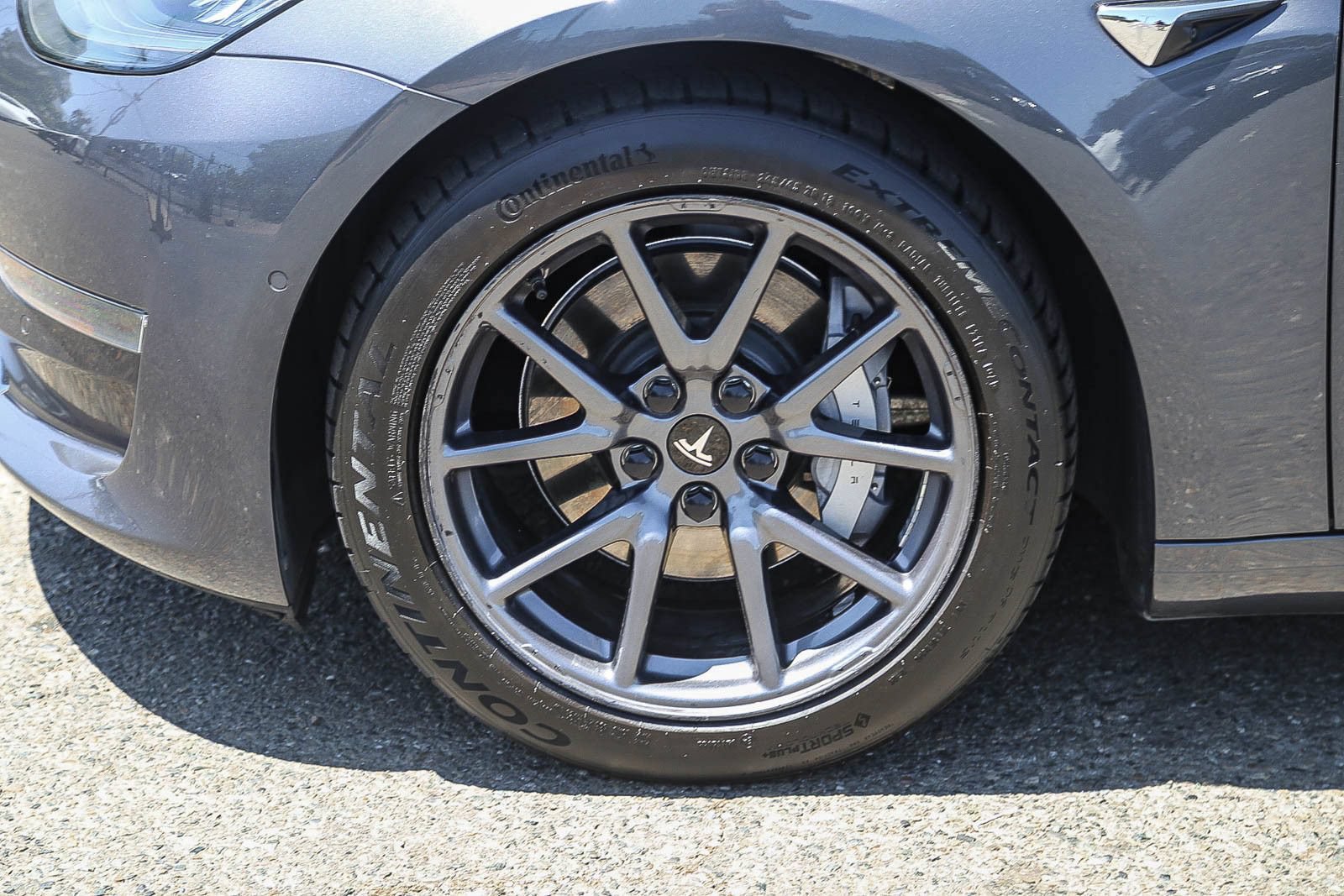 Used 2019 Tesla Model 3 Long Range AWD/4WD image 9