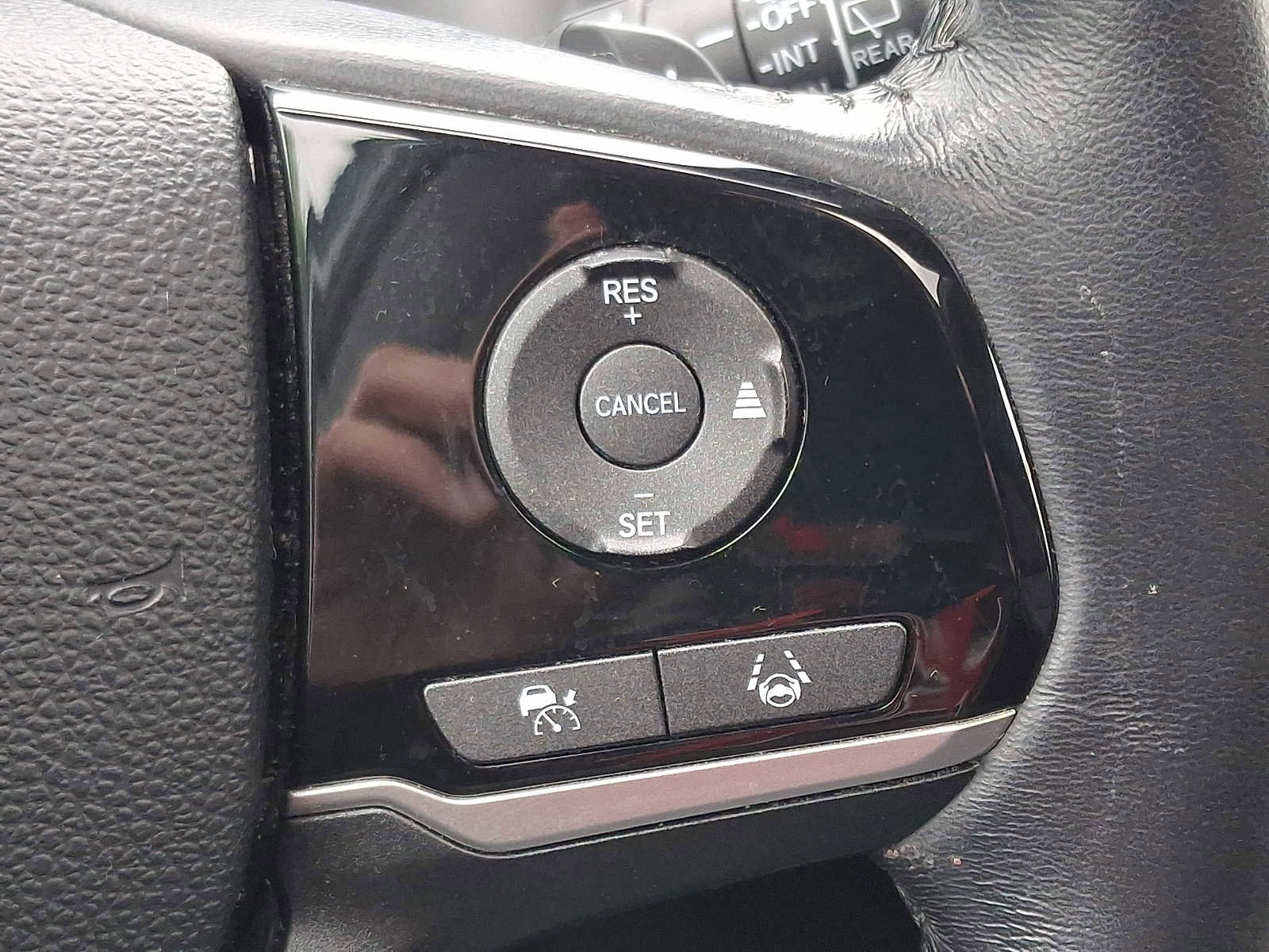 Certified 2023 Honda Odyssey Touring image 23