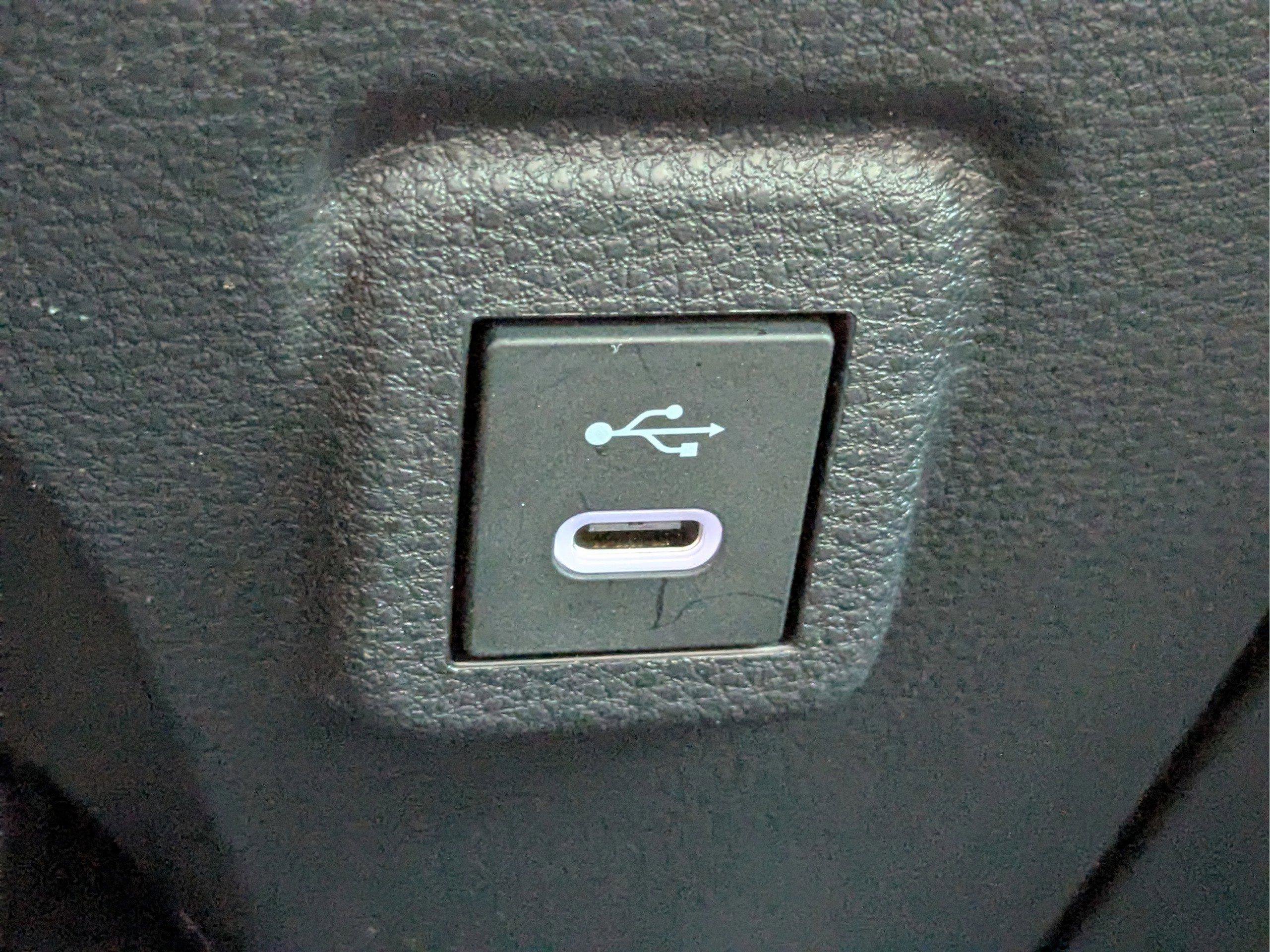Used 2026 Toyota Corolla SE FWD image 19