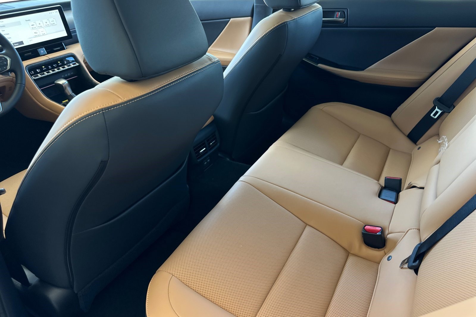 New 2026 Lexus IS 350 F Sport w/ Accessory Package Z1 RWD image 22
