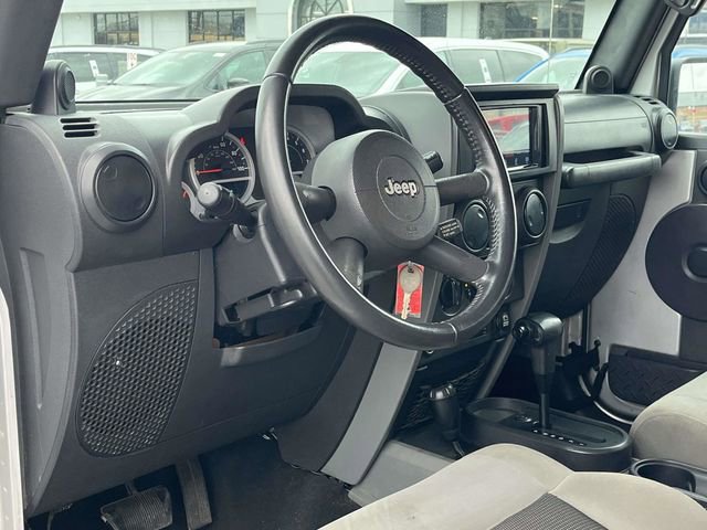 Used 2010 Jeep Wrangler Unlimited Sport image 12