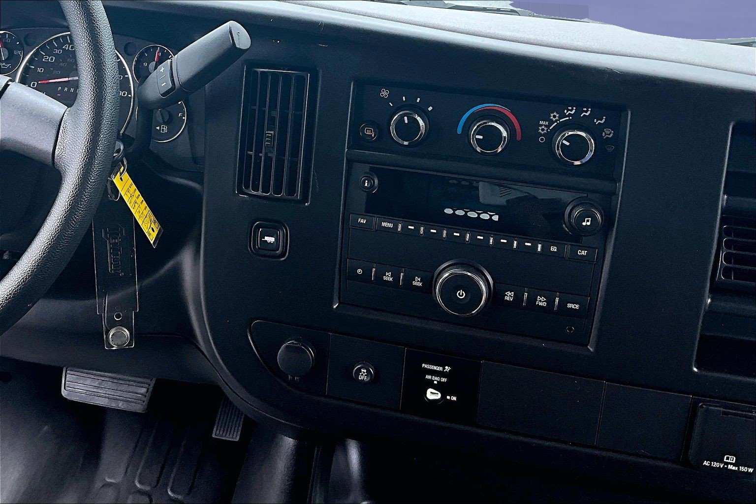 Used 2023 GMC Savana 2500 w/ Driver Convenience Package RWD image 9
