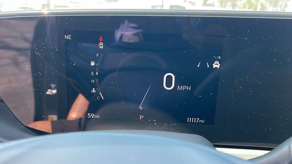 Used 2024 Buick Envista Preferred w/ Advanced Safety Package FWD image 21