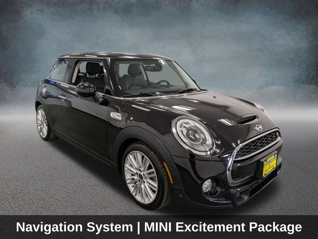 Used 2018 MINI Cooper S FWD image 3