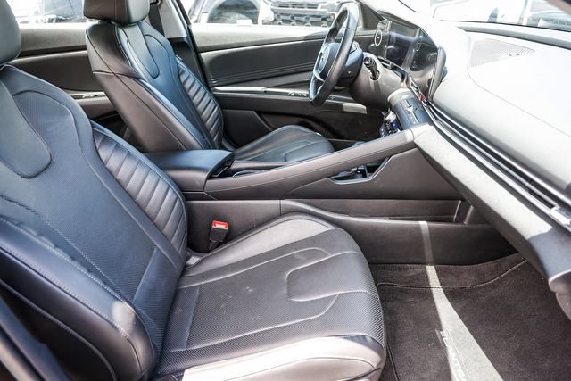 Certified 2022 Hyundai Elantra Limited FWD image 20