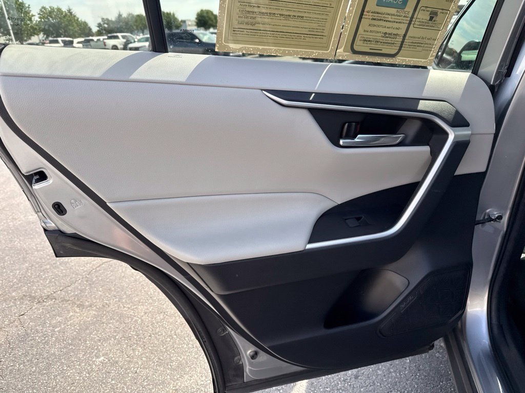 Used 2020 Toyota RAV4 XLE w/ Convenience Package AWD/4WD image 34