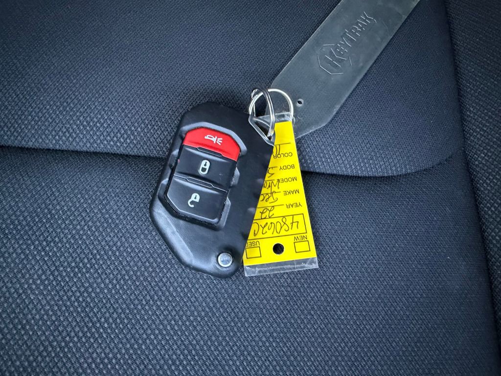 Used 2022 Jeep Wrangler Unlimited Sahara image 26