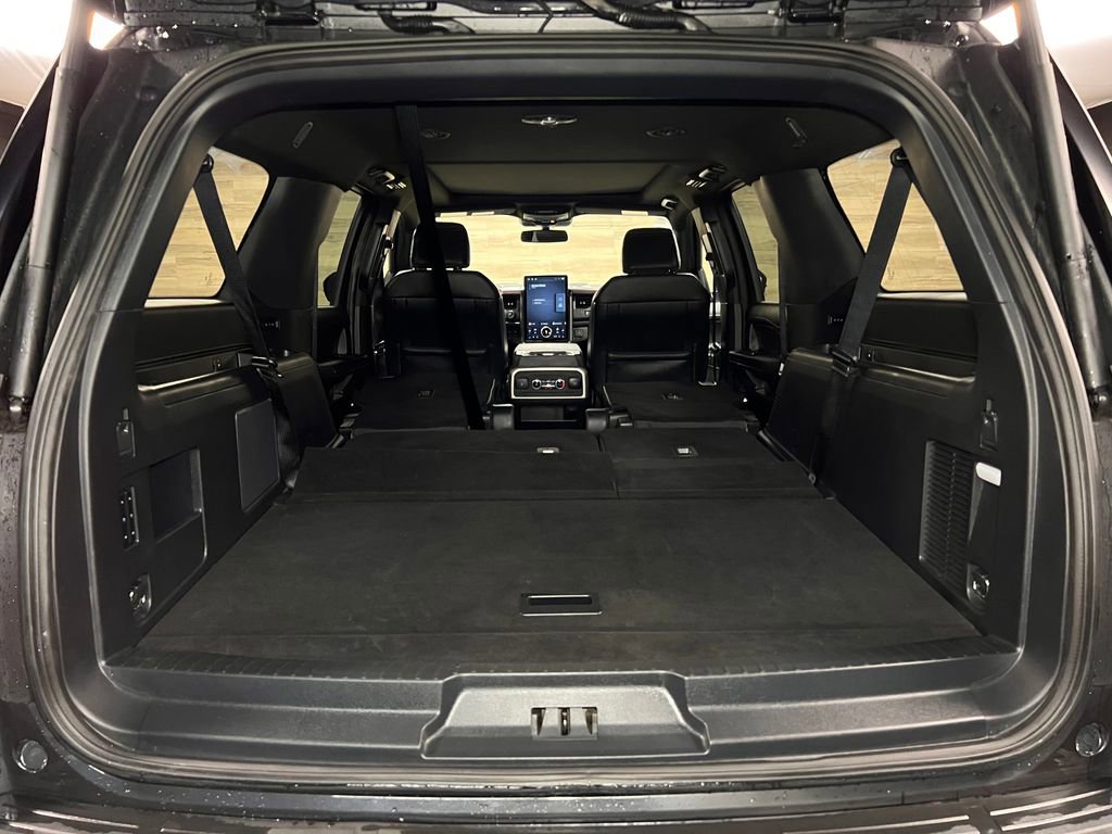 Used 2024 Ford Expedition Max Limited AWD/4WD image 23