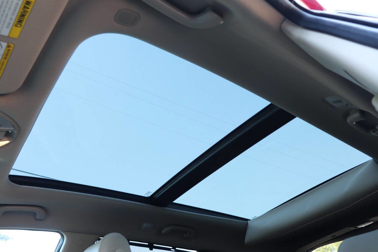 Used 2013 Hyundai Santa Fe Sport 2.0T w/ Technology Pkg image 32