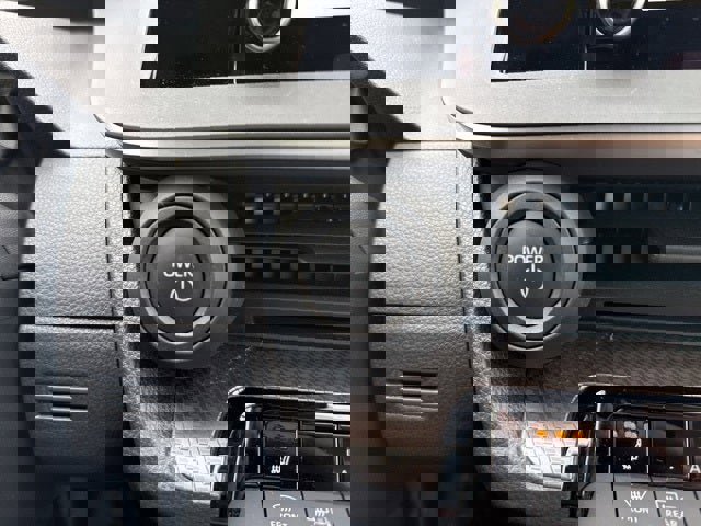 Used 2025 Toyota Prius XLE image 29