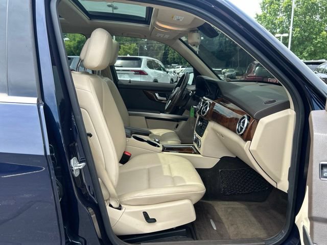 Used 2015 Mercedes-Benz GLK 350 4MATIC image 17
