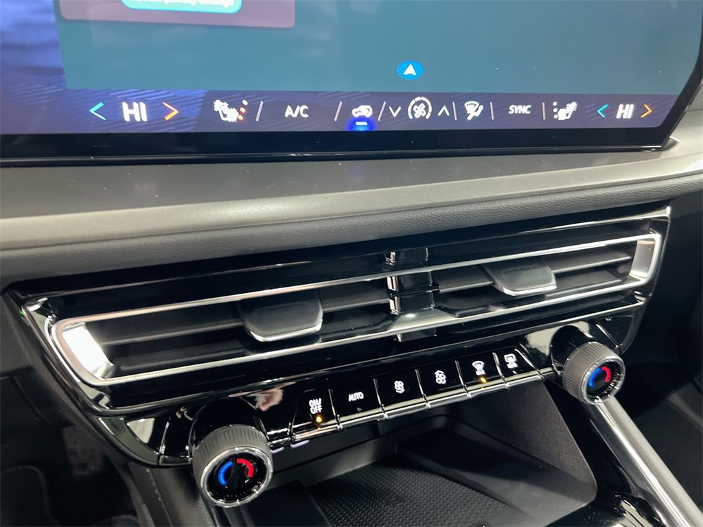 New 2026 Chevrolet Traverse LT w/ Driver Confidence Package image 16