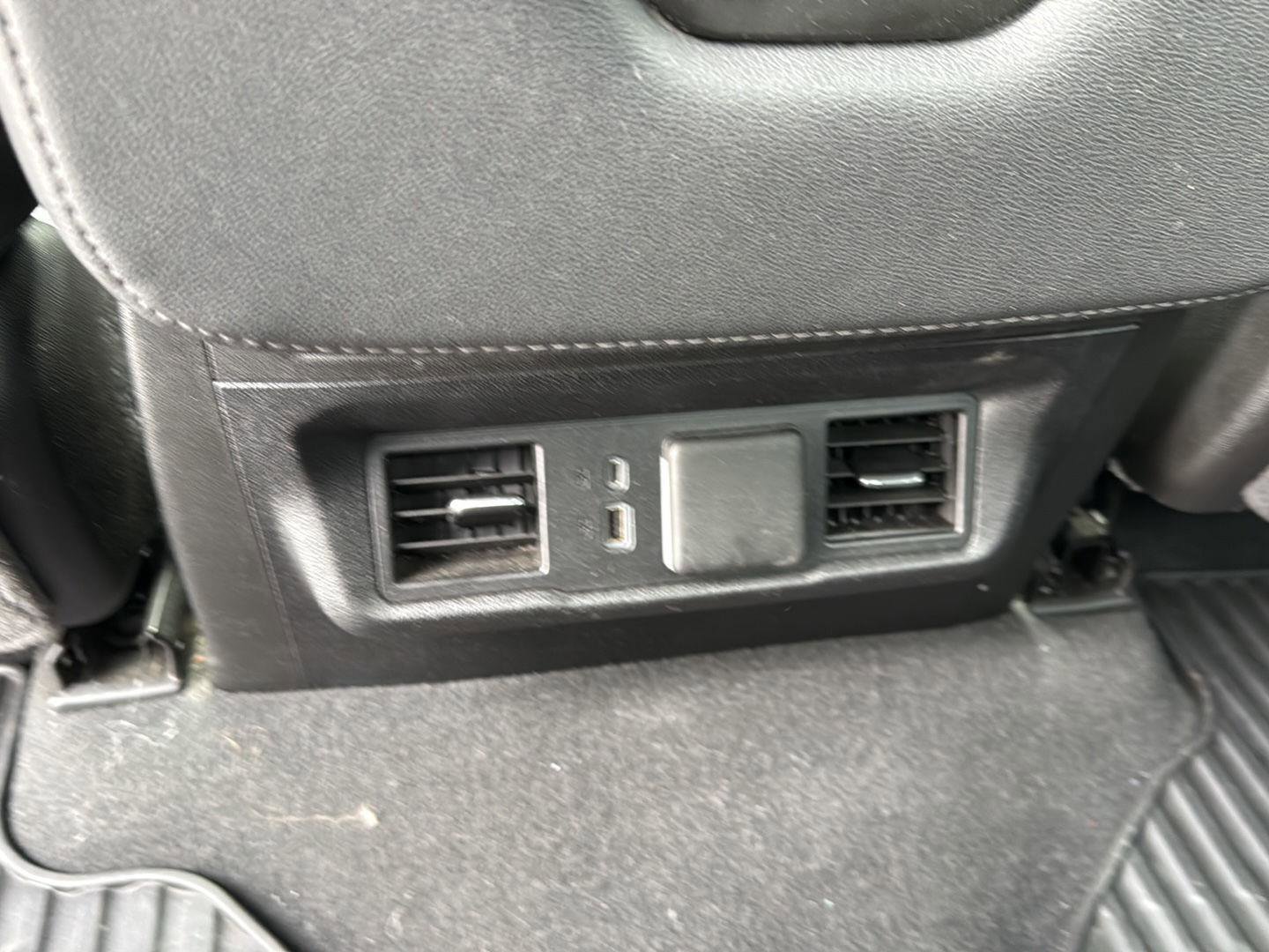 Used 2025 Chevrolet Silverado 1500 LT image 29