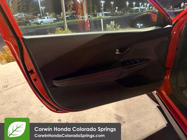 Used 2019 Hyundai Veloster Turbo FWD image 13