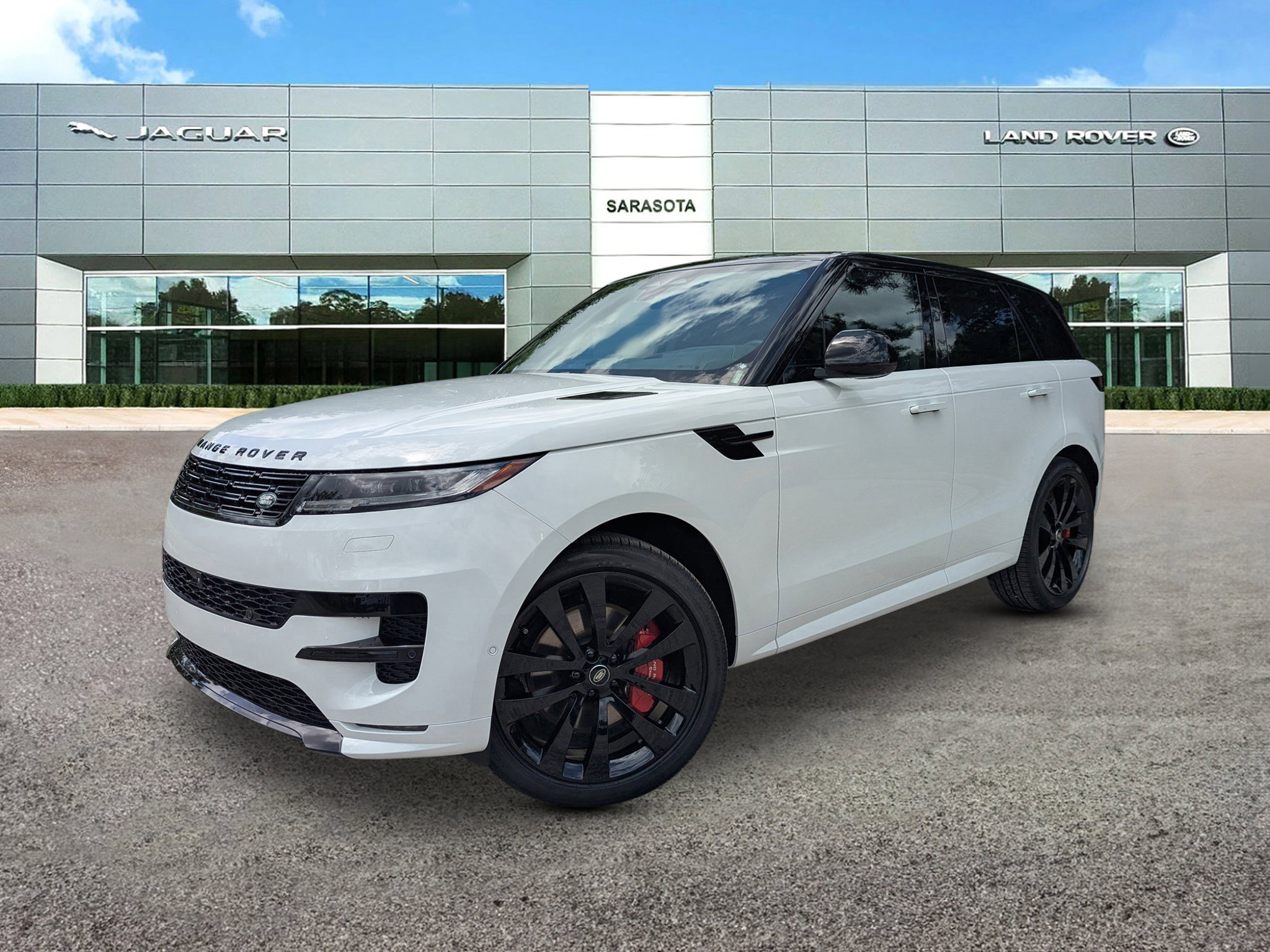 New 2025 Land Rover Range Rover Sport Dynamic SE