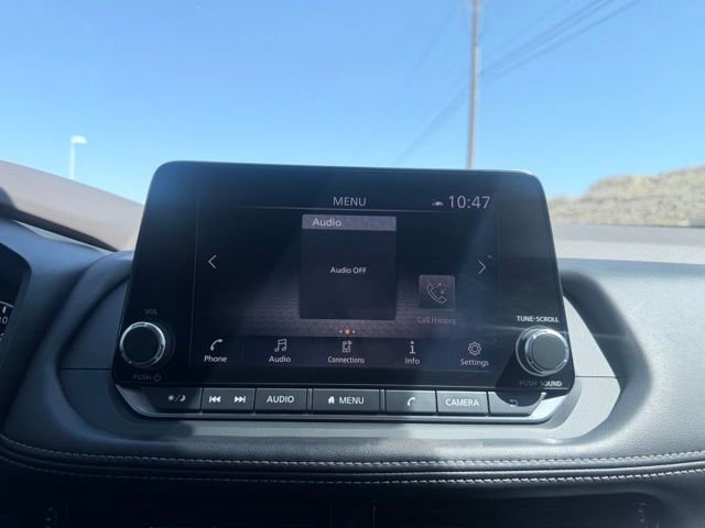 Used 2022 Nissan Rogue SV FWD image 14