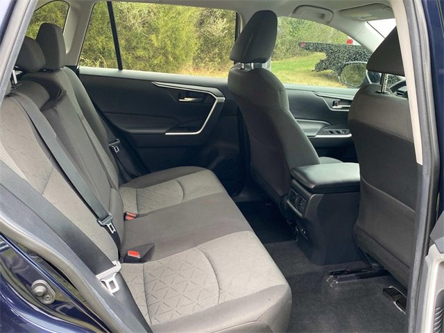 Used 2021 Toyota RAV4 XLE image 32