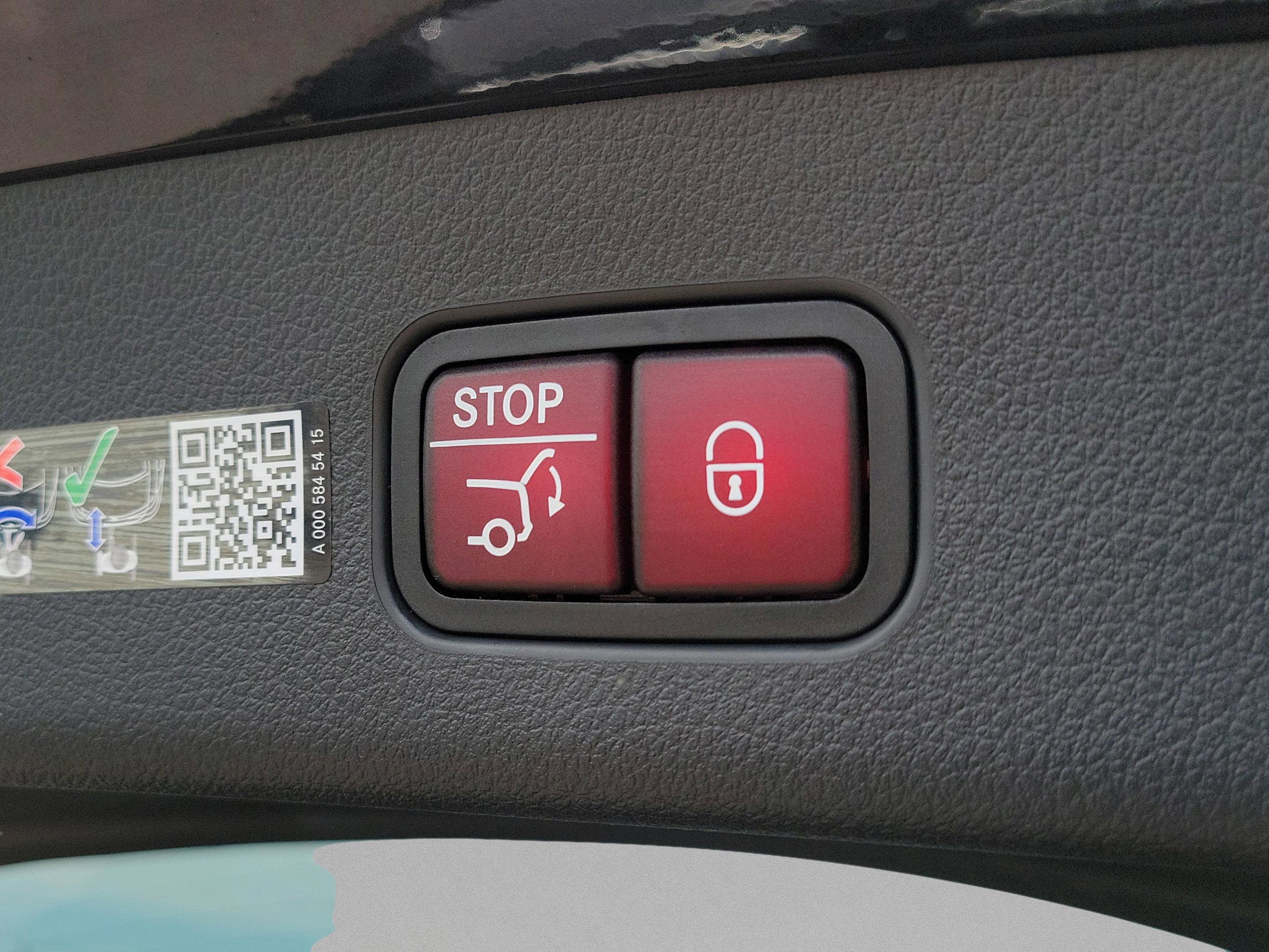 Certified 2026 Mercedes-Benz GLC 300 4MATIC image 10