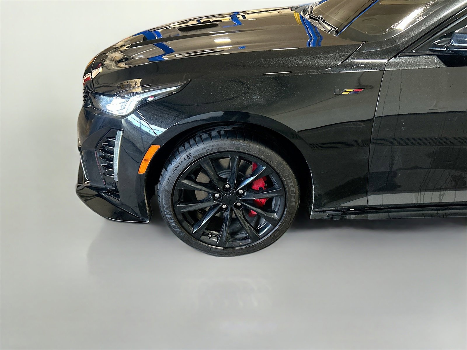 Used 2024 Cadillac CT5 V w/ Cold Weather Package image 31