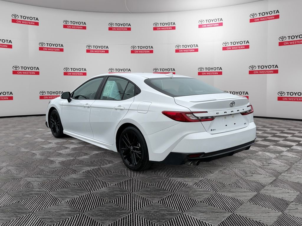 Certified 2025 Toyota Camry SE image 5