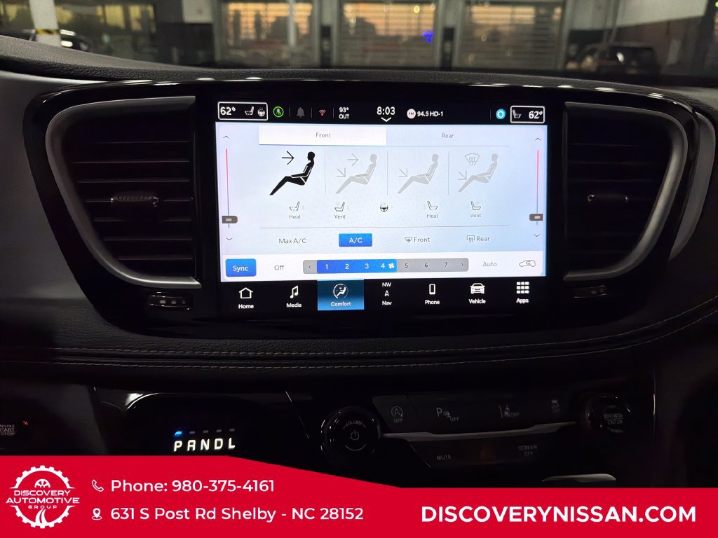 Used 2025 Chrysler Pacifica Limited FWD image 20
