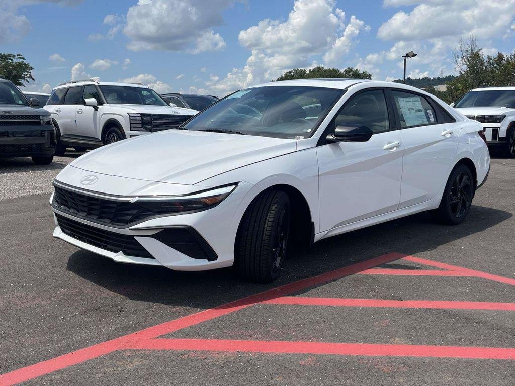 New 2026 Hyundai Elantra SEL Sport FWD image 32
