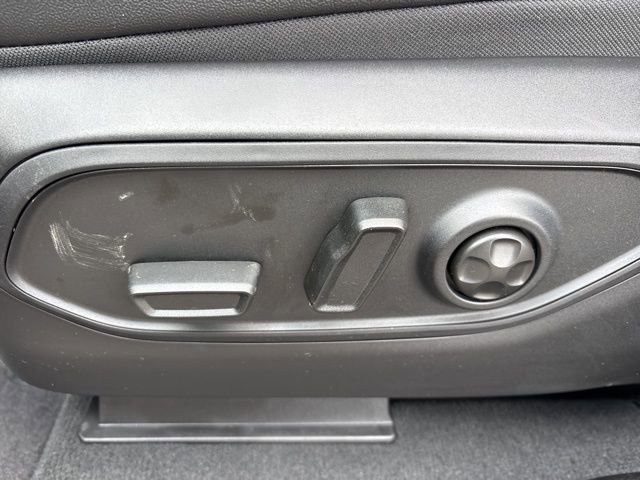 New 2026 Jeep Grand Cherokee L Limited w/ Limited Altitude Package AWD/4WD image 23