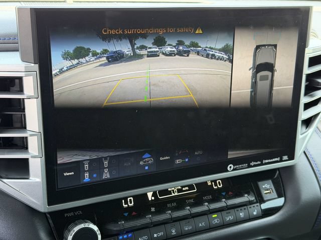 Used 2024 Toyota Sequoia Platinum AWD/4WD image 19