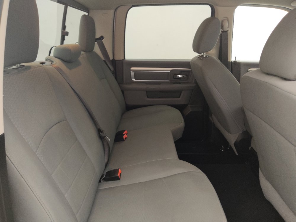 Used 2020 RAM 1500 Classic SLT RWD image 19