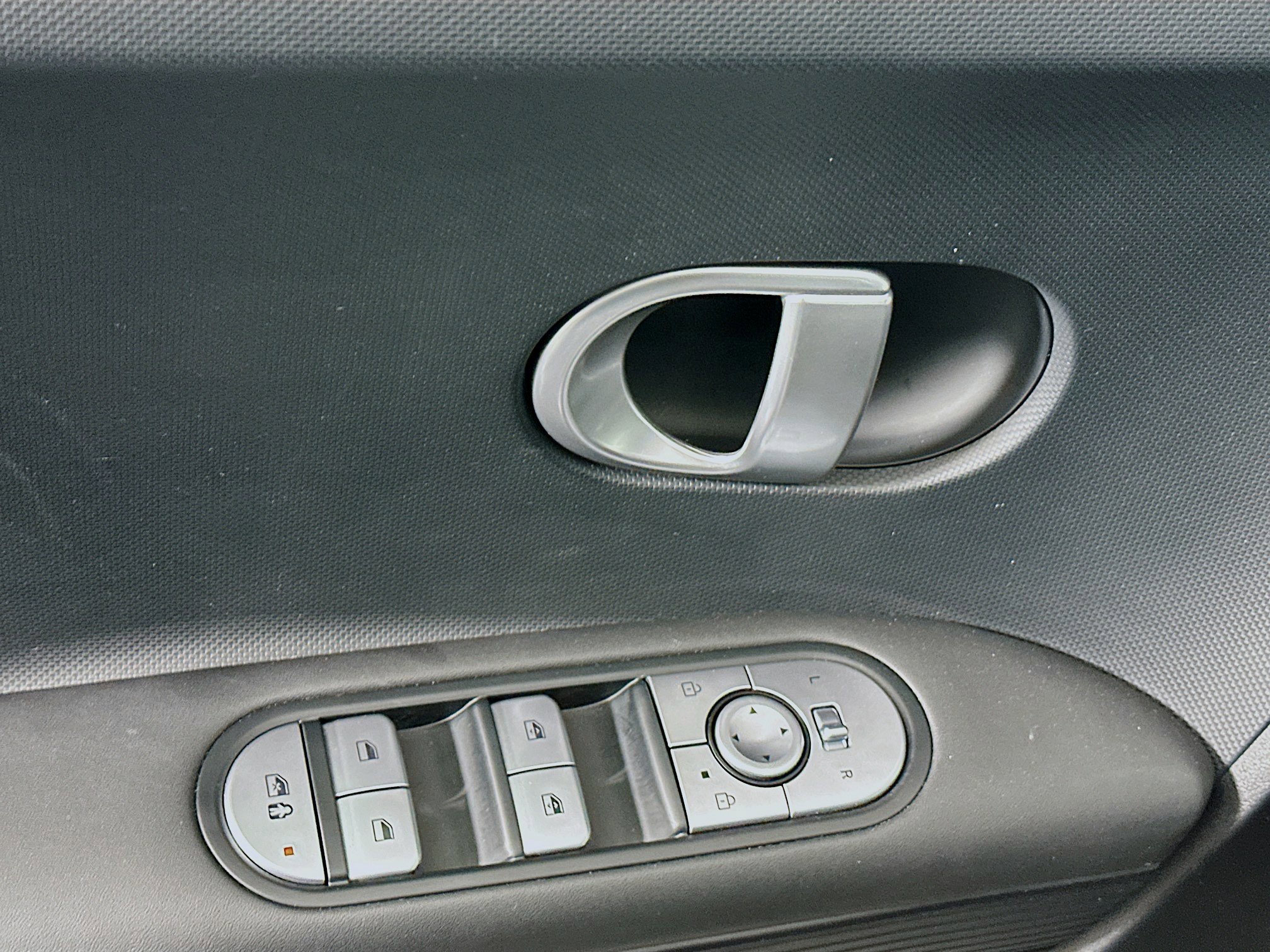 Used 2024 Hyundai Ioniq 5 SEL image 15