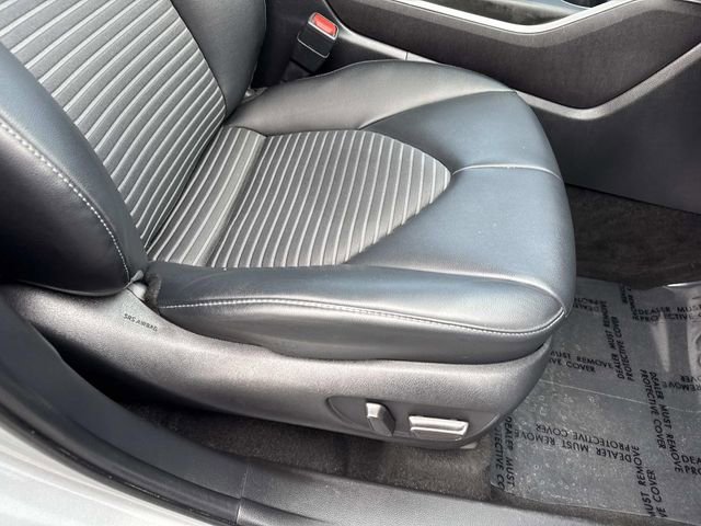 Used 2024 Toyota Highlander XSE image 10