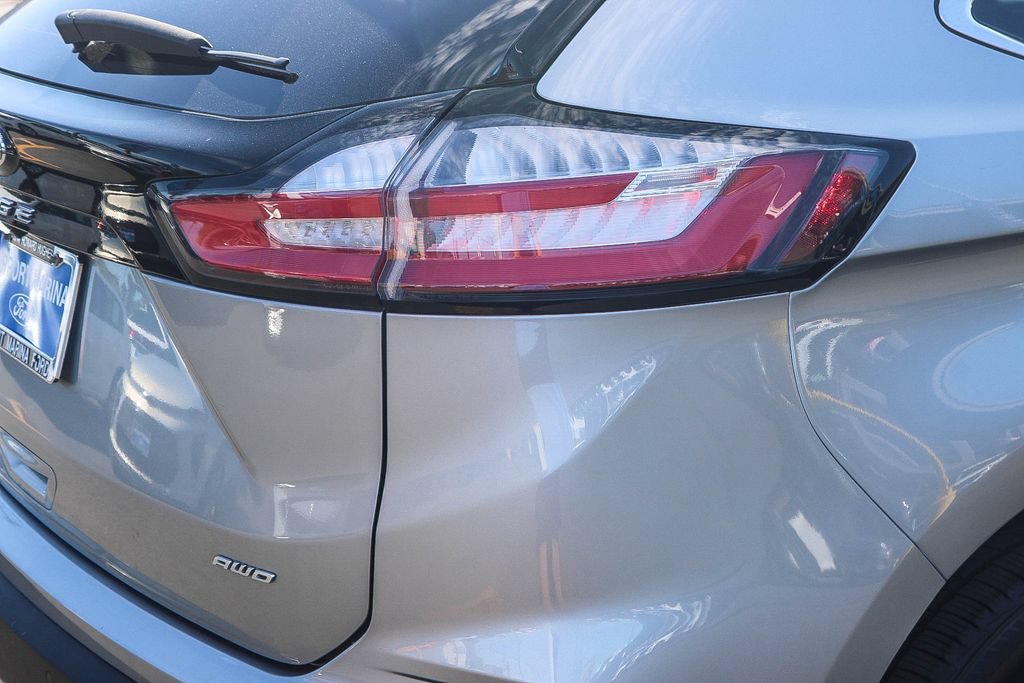 Certified 2023 Ford Edge SEL w/ Convenience Package AWD/4WD image 9