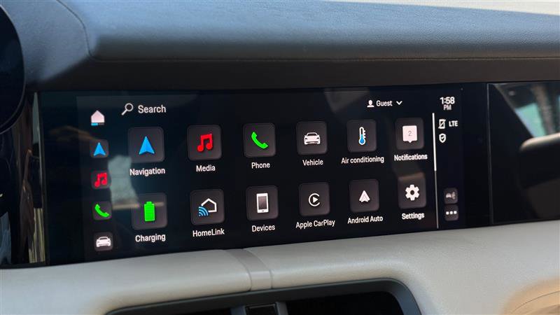 Used 2023 Porsche Taycan image 25