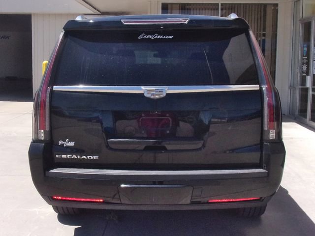 Used 2017 Cadillac Escalade ESV Premium Luxury AWD/4WD image 6