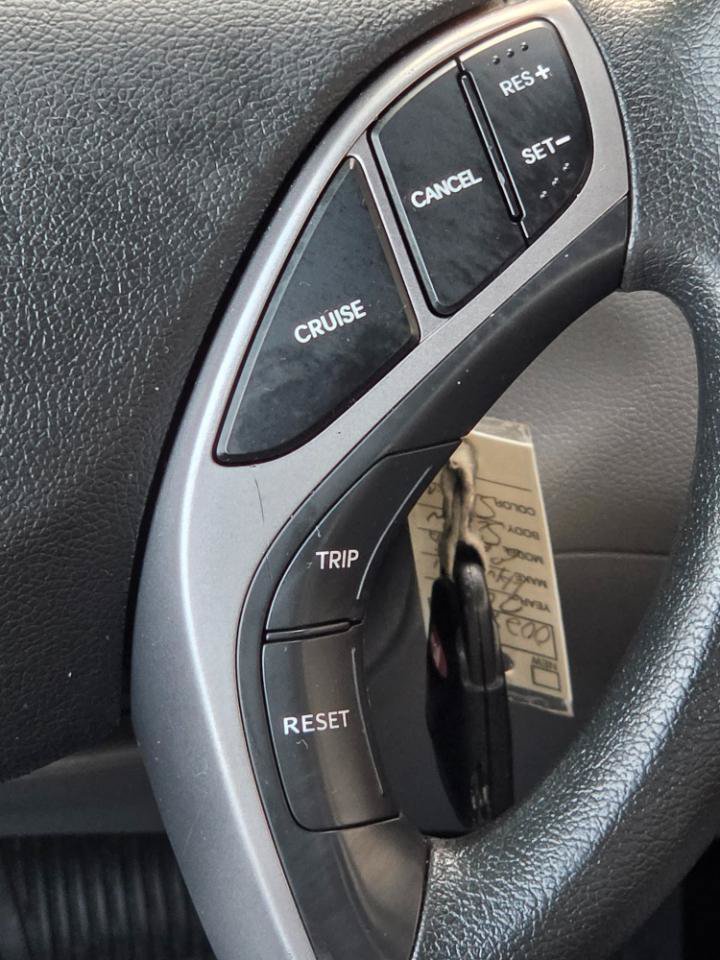 Used 2013 Hyundai Elantra GLS w/ Preferred Pkg FWD image 17