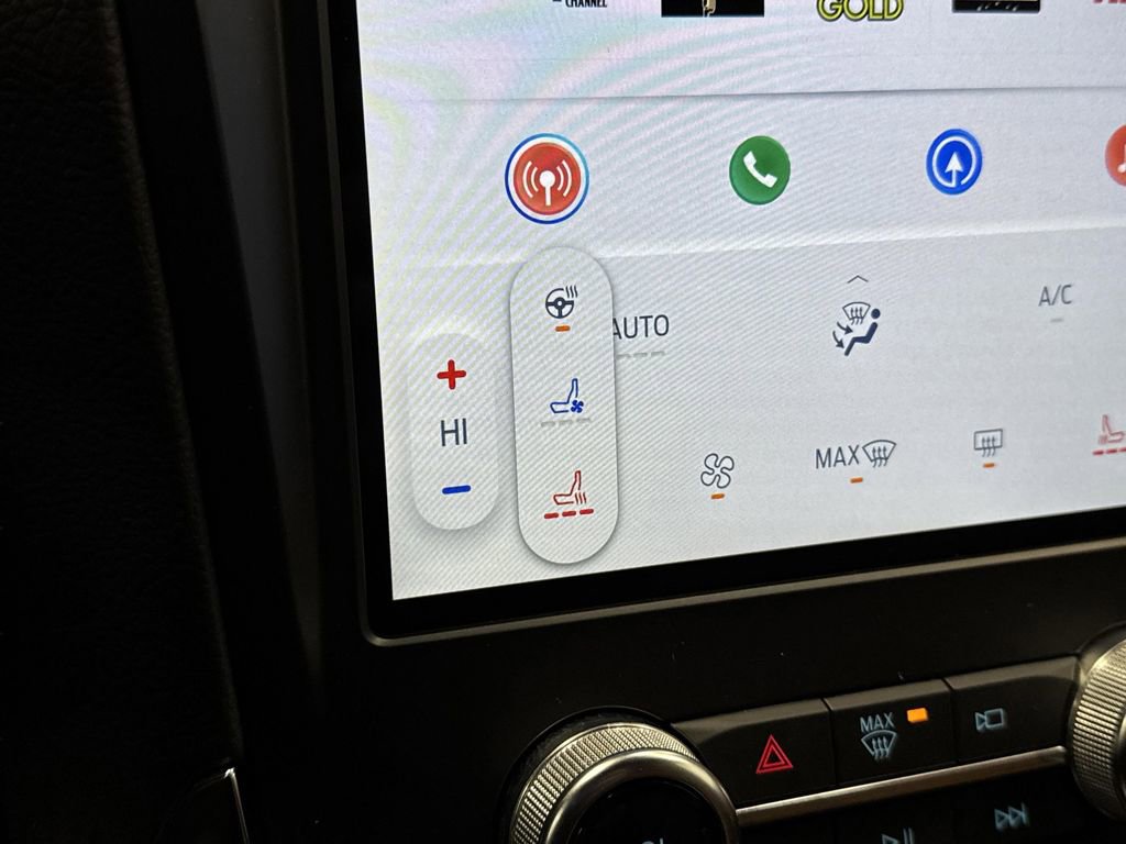 Used 2024 Ford Edge Titanium w/ Titanium Elite Package image 8