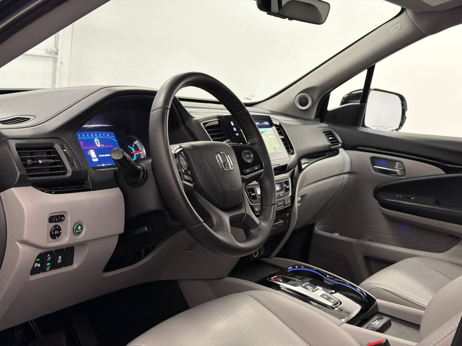 Used 2019 Honda Pilot Touring image 12