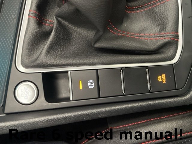 Certified 2025 Volkswagen Jetta GLI Autobahn image 22