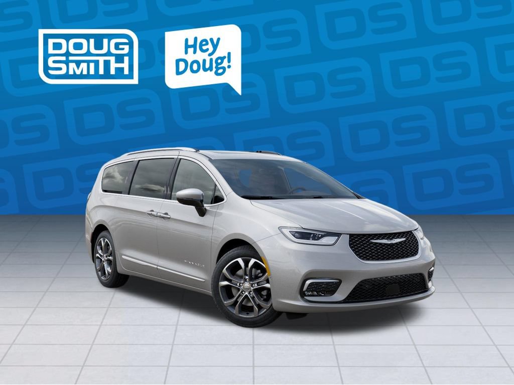 New 2026 Chrysler Pacifica Pinnacle w/ Trailer Tow Group AWD/4WD image 5