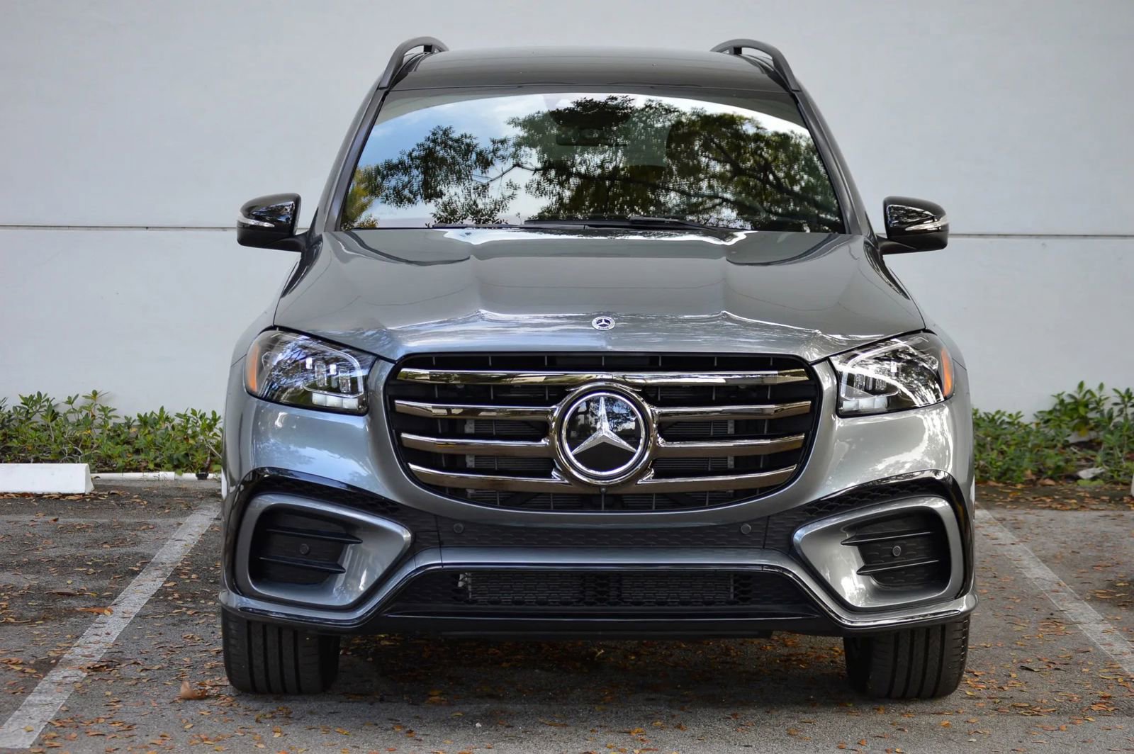 Used 2025 Mercedes-Benz GLS 580 4MATIC image 23
