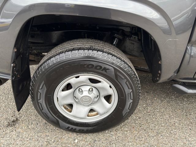 Used 2017 Toyota Tacoma SR w/ Tow Package AWD/4WD image 20
