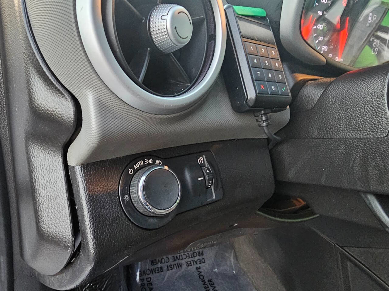 Used 2017 Chevrolet Sonic LT image 33